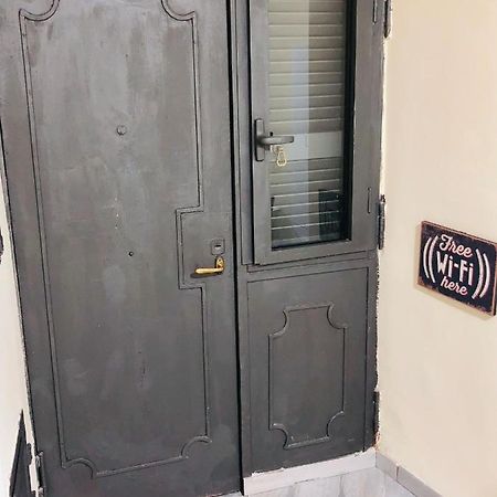 Basso Sasa Napoli Exterior foto